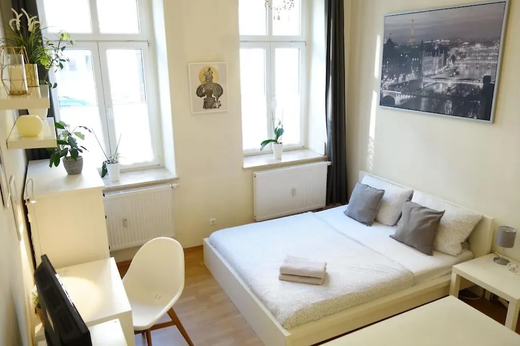 Cosy Apt Nearby Station Neustadt In It-District Dresden 0*,  Germany